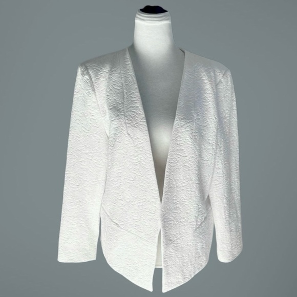 NWOT Metaphor Women’s White Jacket Blazer Size XL Textured Fabric - Picture 4 of 8